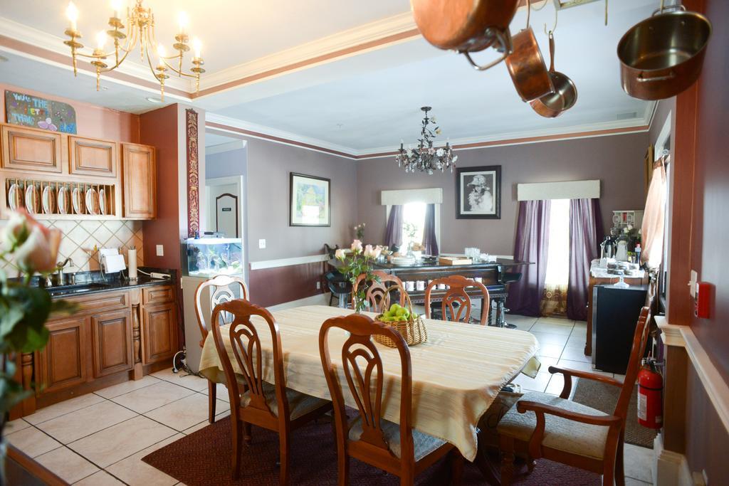 Naomi'S Inn Bed & Breakfast Springfield Exteriér fotografie
